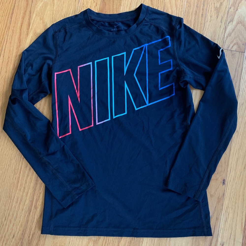 Nike Boys’ Dri-Fit Long Sleeved Shirt, Large